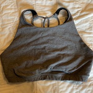 lululemon High-neck Twist-back Bra